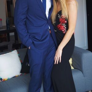 Strapless maxi dress with embroidered flowers